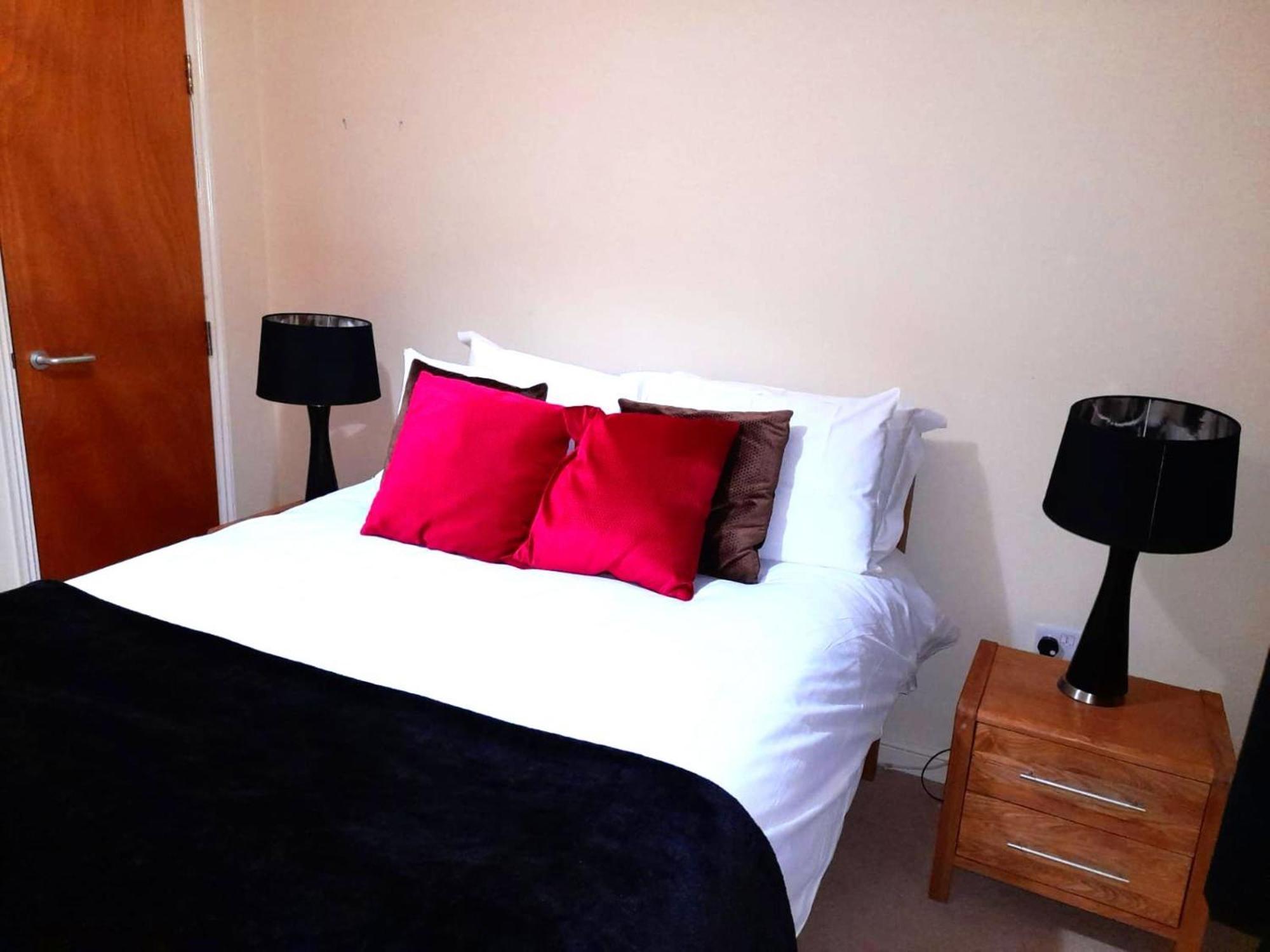 Oxford Apartment-- Free Parking 2 Bedrooms-2Bathrooms-Located In Jericho Oxford Close To Bus And Rail Station Ngoại thất bức ảnh