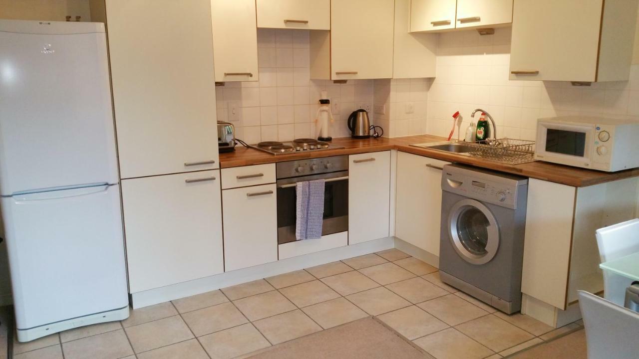 Oxford Apartment-- Free Parking 2 Bedrooms-2Bathrooms-Located In Jericho Oxford Close To Bus And Rail Station Ngoại thất bức ảnh